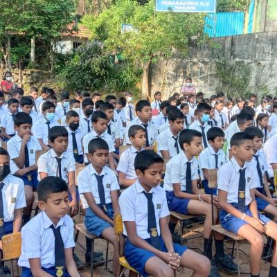 සති පාසල